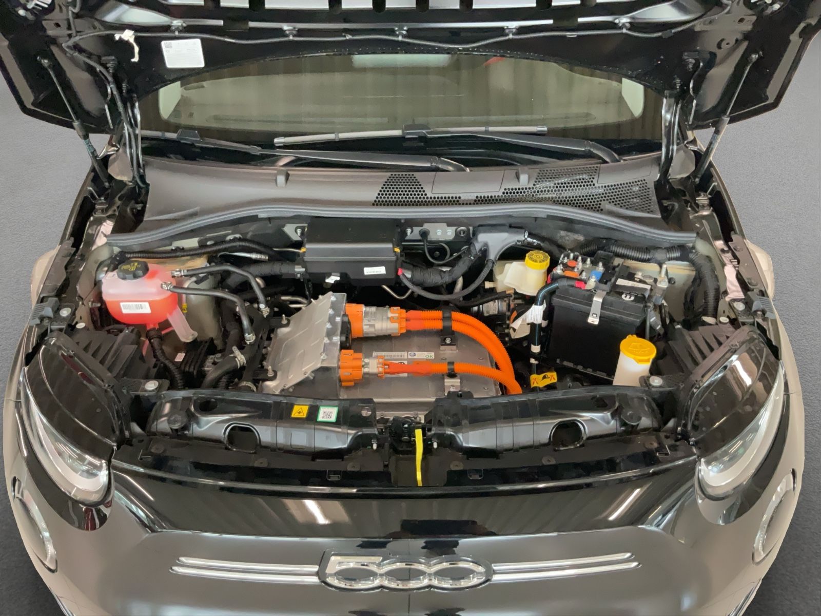 Fahrzeugabbildung Fiat 500e