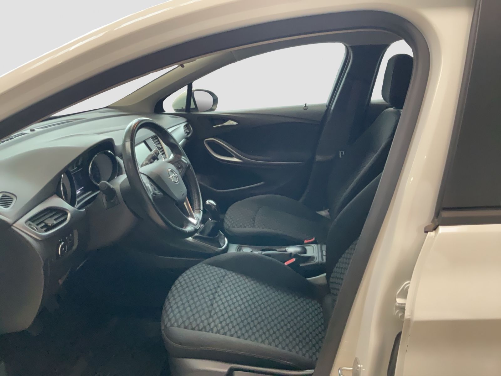 Fahrzeugabbildung Opel Astra K ST Tempomat CarPlay TÜV/SERVICE NEU