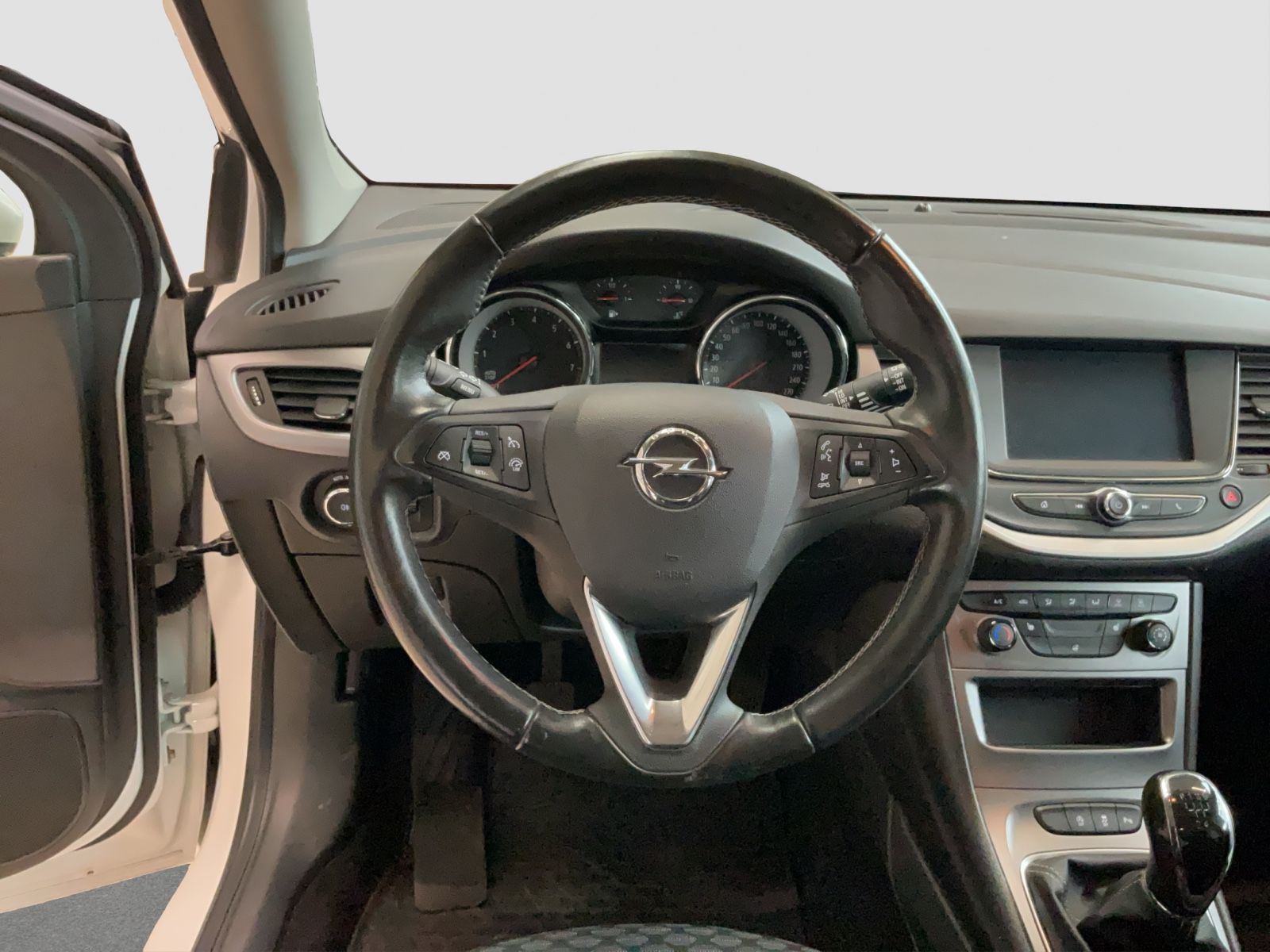 Fahrzeugabbildung Opel Astra K ST Tempomat CarPlay TÜV/SERVICE NEU