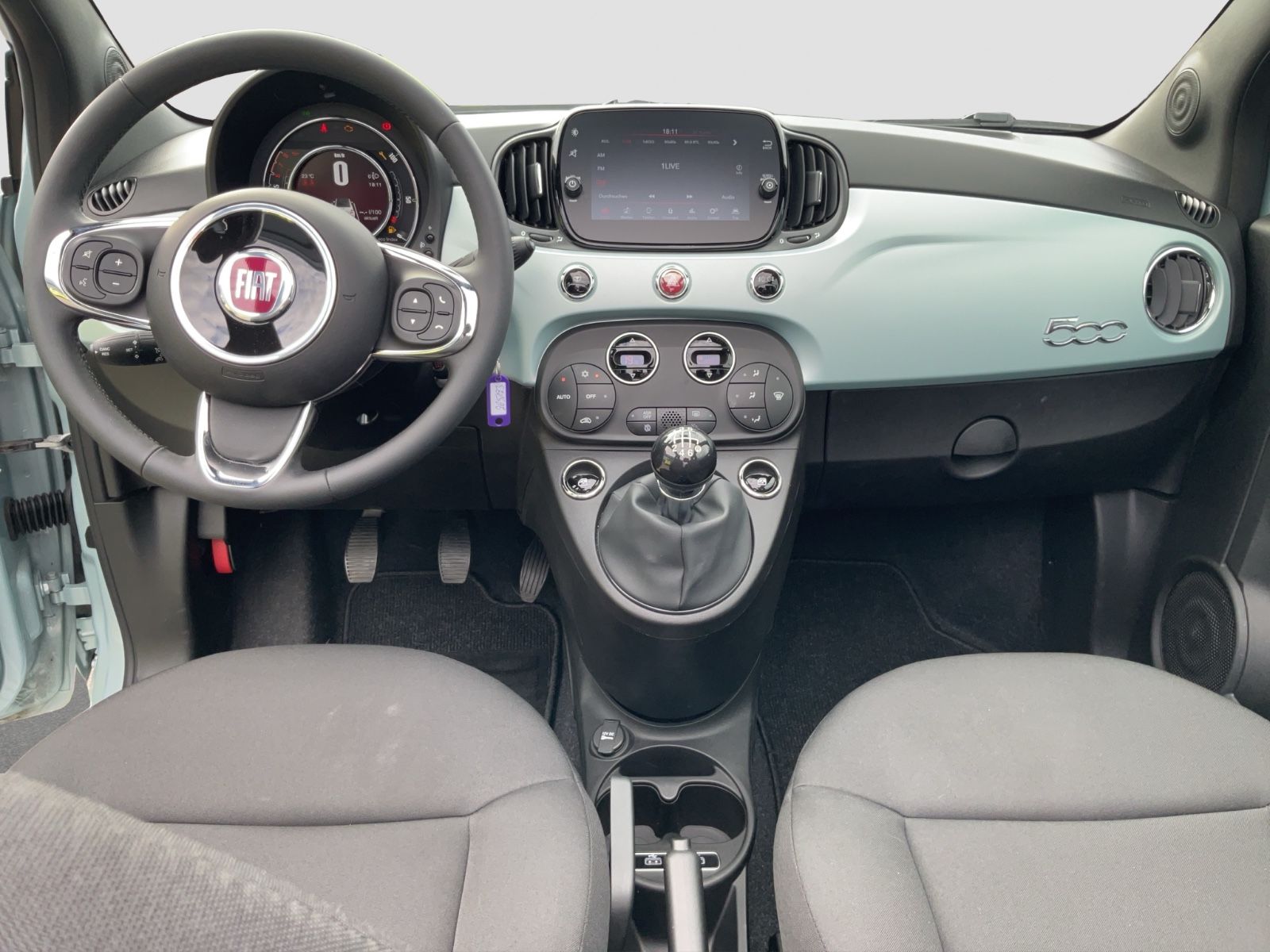 Fahrzeugabbildung Fiat 500C 1.0 Hybrid + Ganzjahresreifen