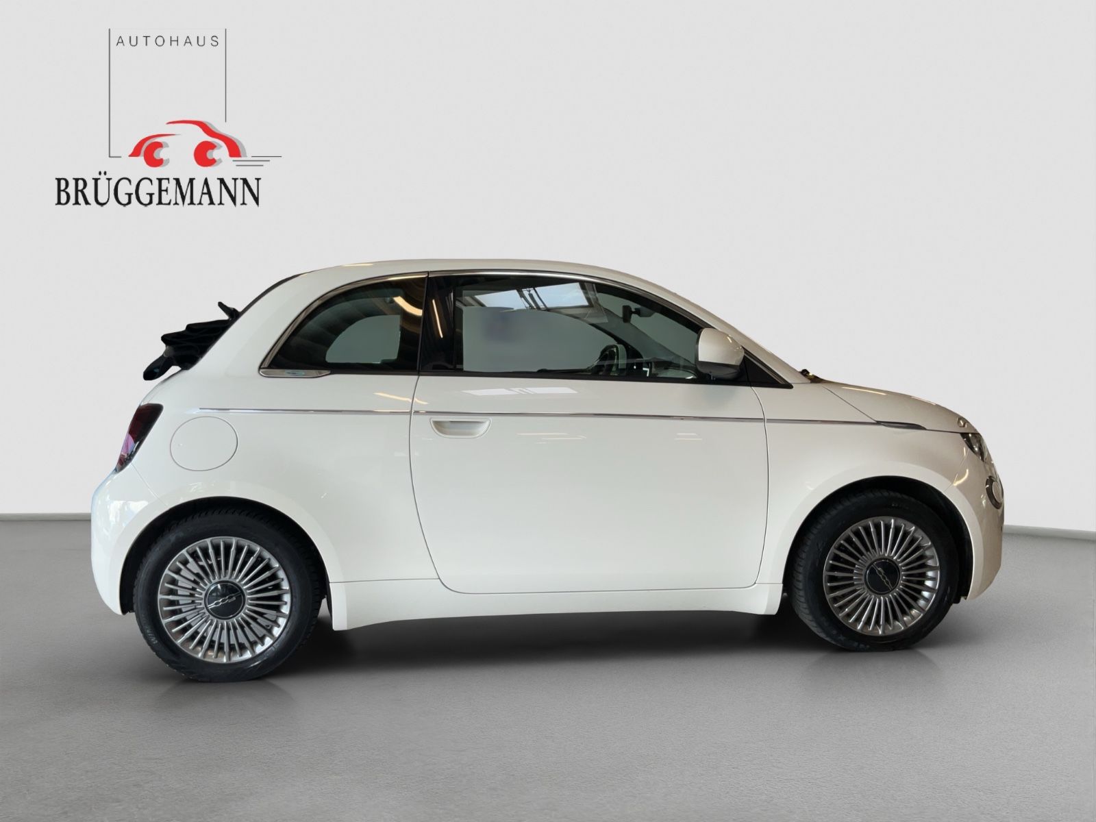 Fahrzeugabbildung Fiat 500e Cabrio 42 kWh