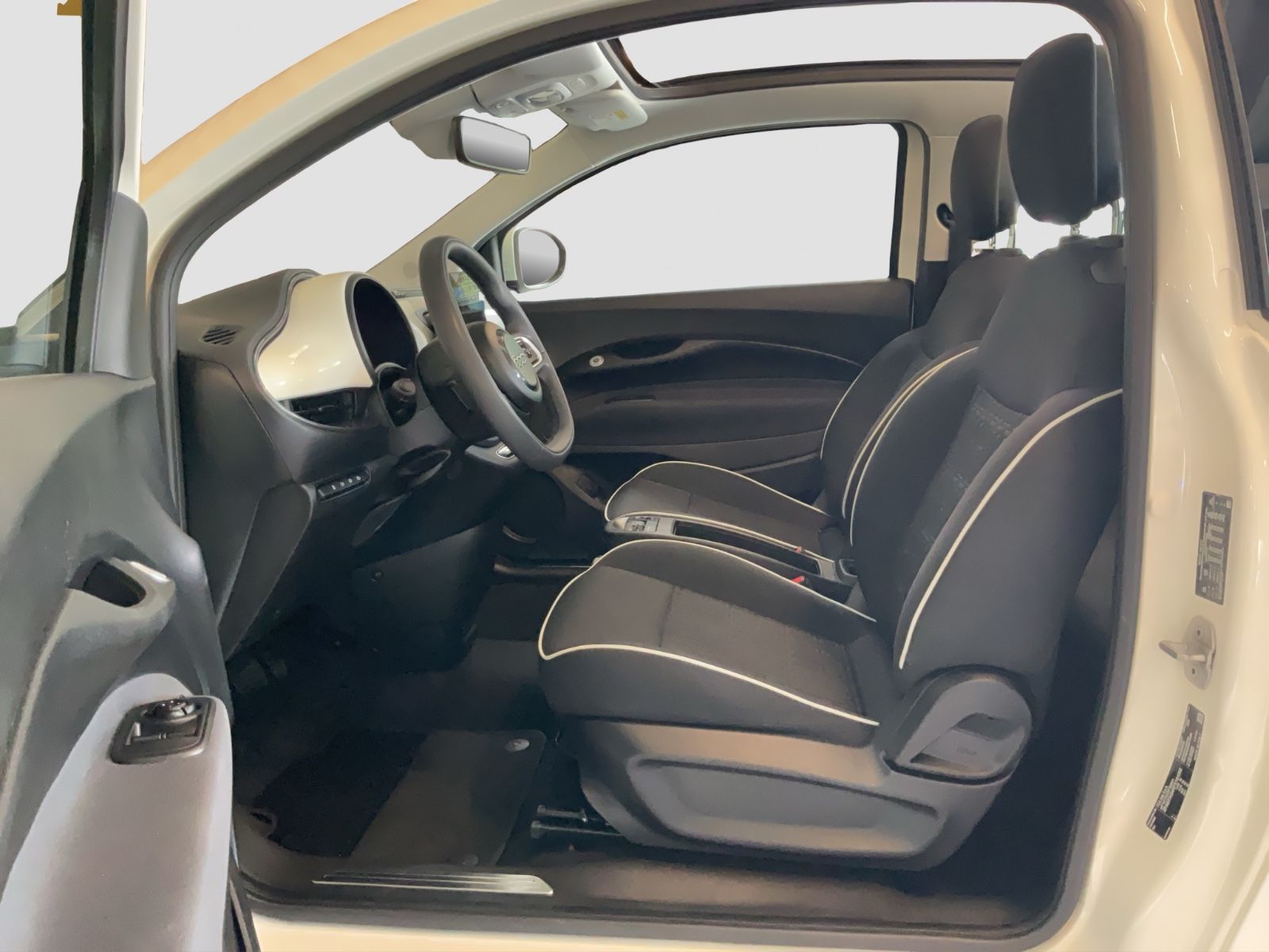 Fahrzeugabbildung Fiat 500e Cabrio 42 kWh