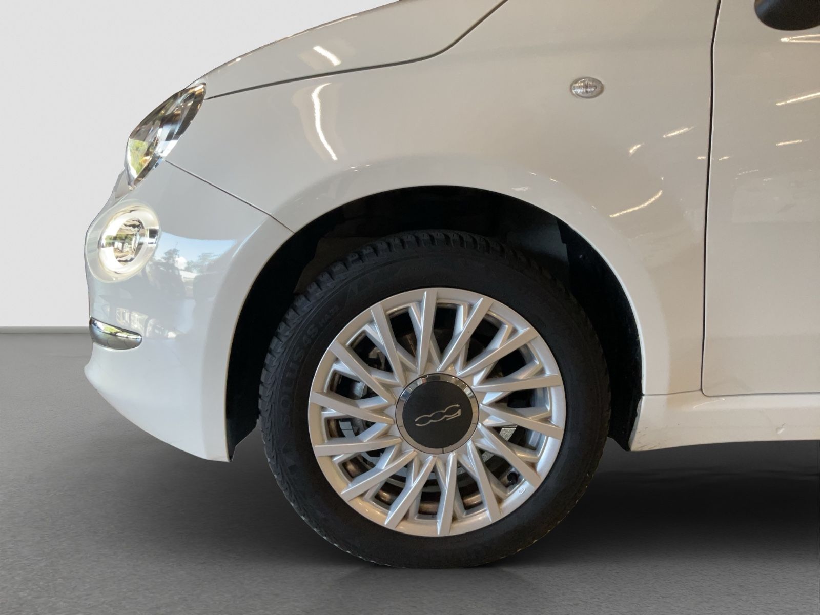Fahrzeugabbildung Fiat 500C 1.0 Hybrid DOLCEVITA