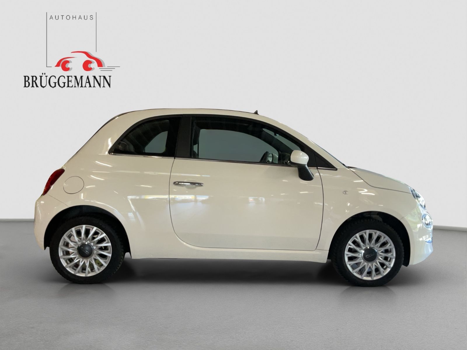 Fahrzeugabbildung Fiat 500C 1.0 Hybrid DOLCEVITA