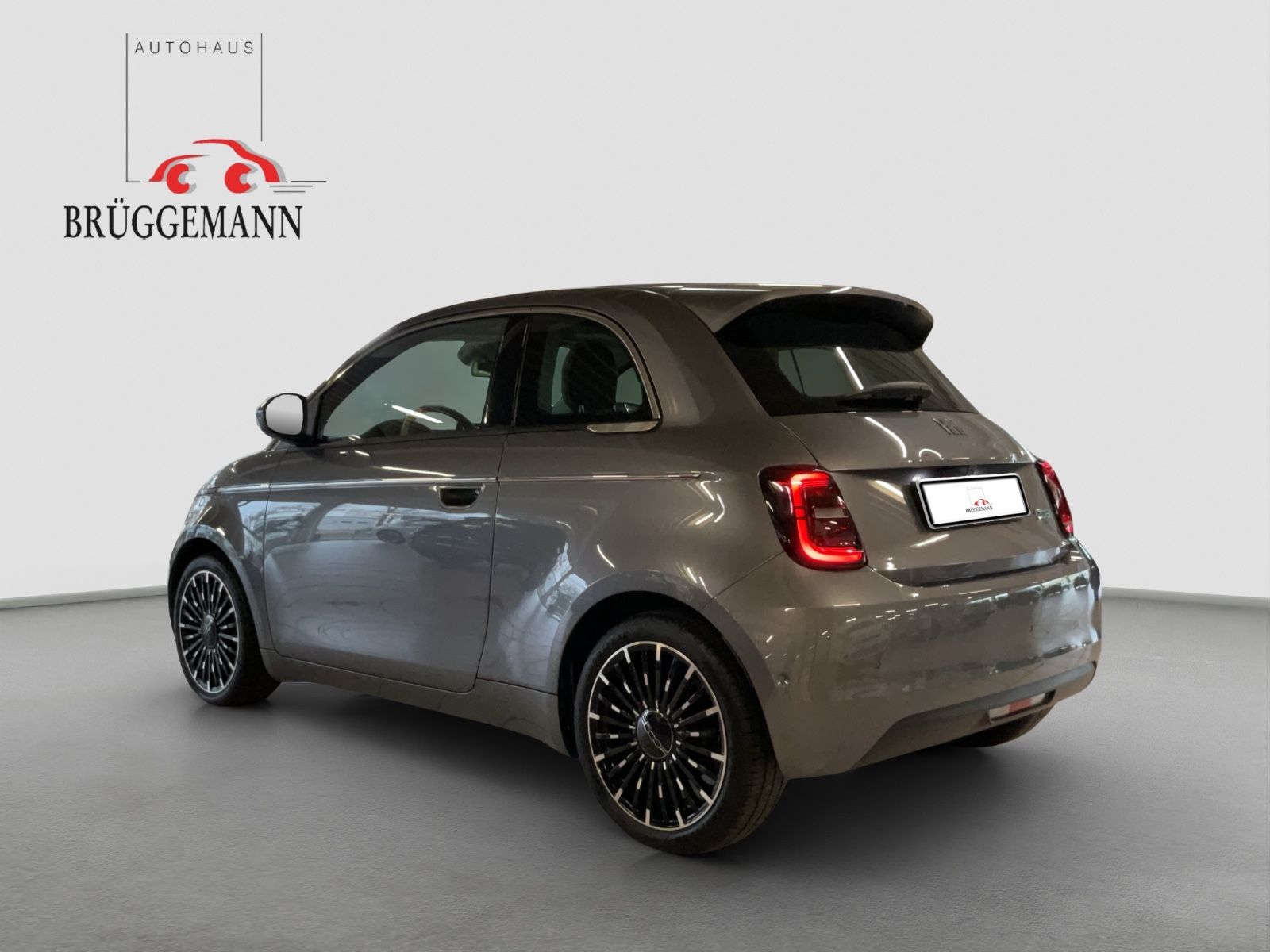 Fahrzeugabbildung Fiat 500e 42 kWh La Prima