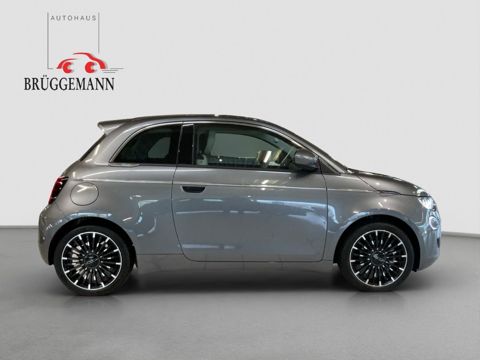 Fahrzeugabbildung Fiat 500e 42 kWh La Prima