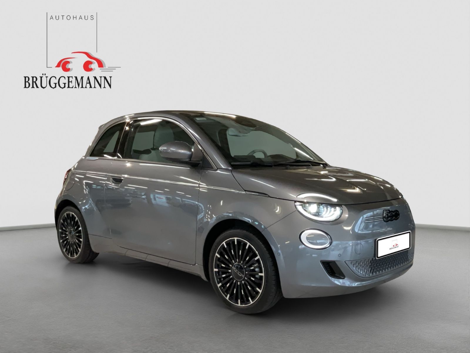Fahrzeugabbildung Fiat 500e 42 kWh La Prima