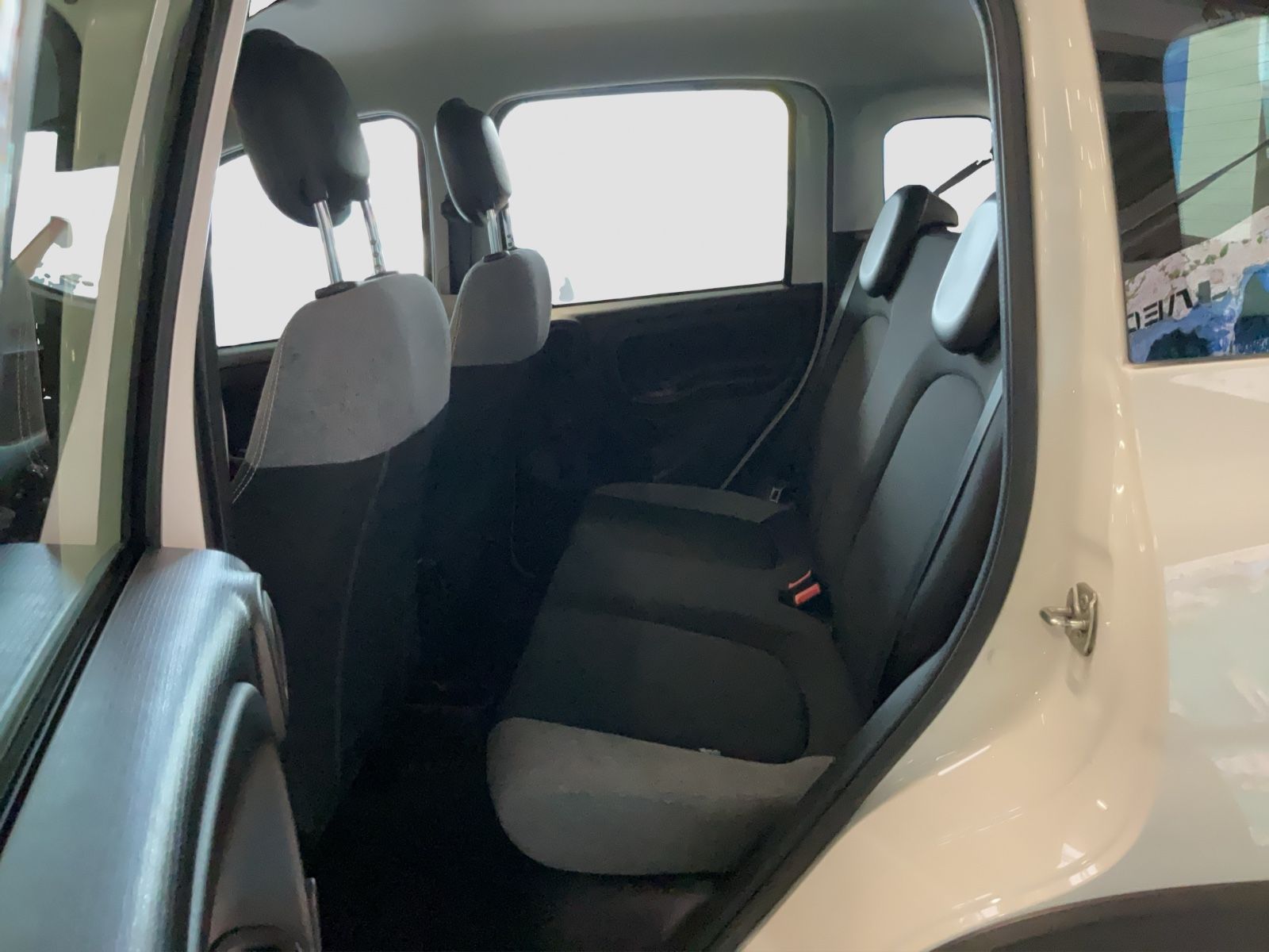 Fahrzeugabbildung Fiat Panda 1.0 Hybrid + Techpaket