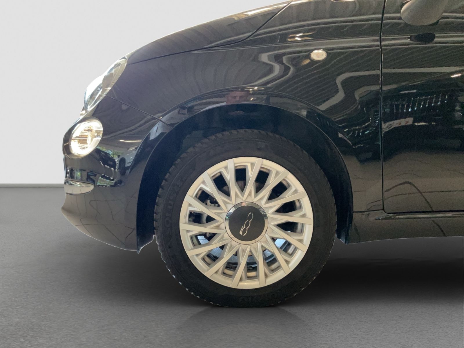 Fahrzeugabbildung Fiat 500C 1.0 Hybrid DOLCEVITA