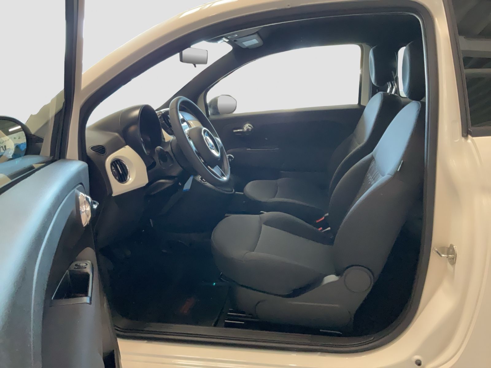 Fahrzeugabbildung Fiat 500 1.0 Hybrid