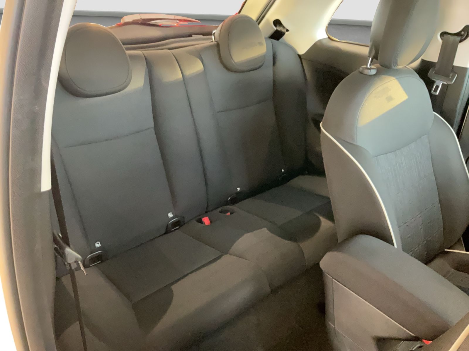 Fahrzeugabbildung Fiat 500e + Komfort Paket, 16" Alufelgen