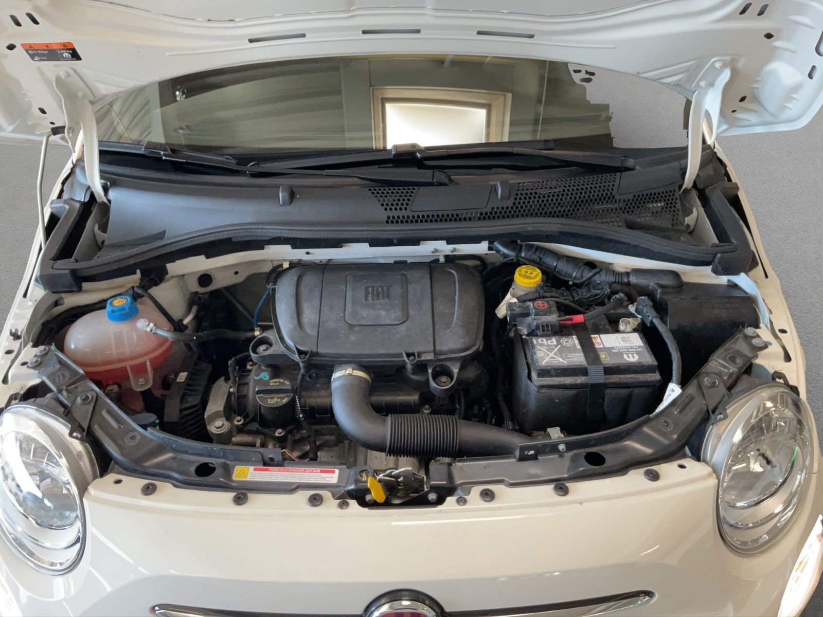 Fahrzeugabbildung Fiat 500 1.0 Hybrid