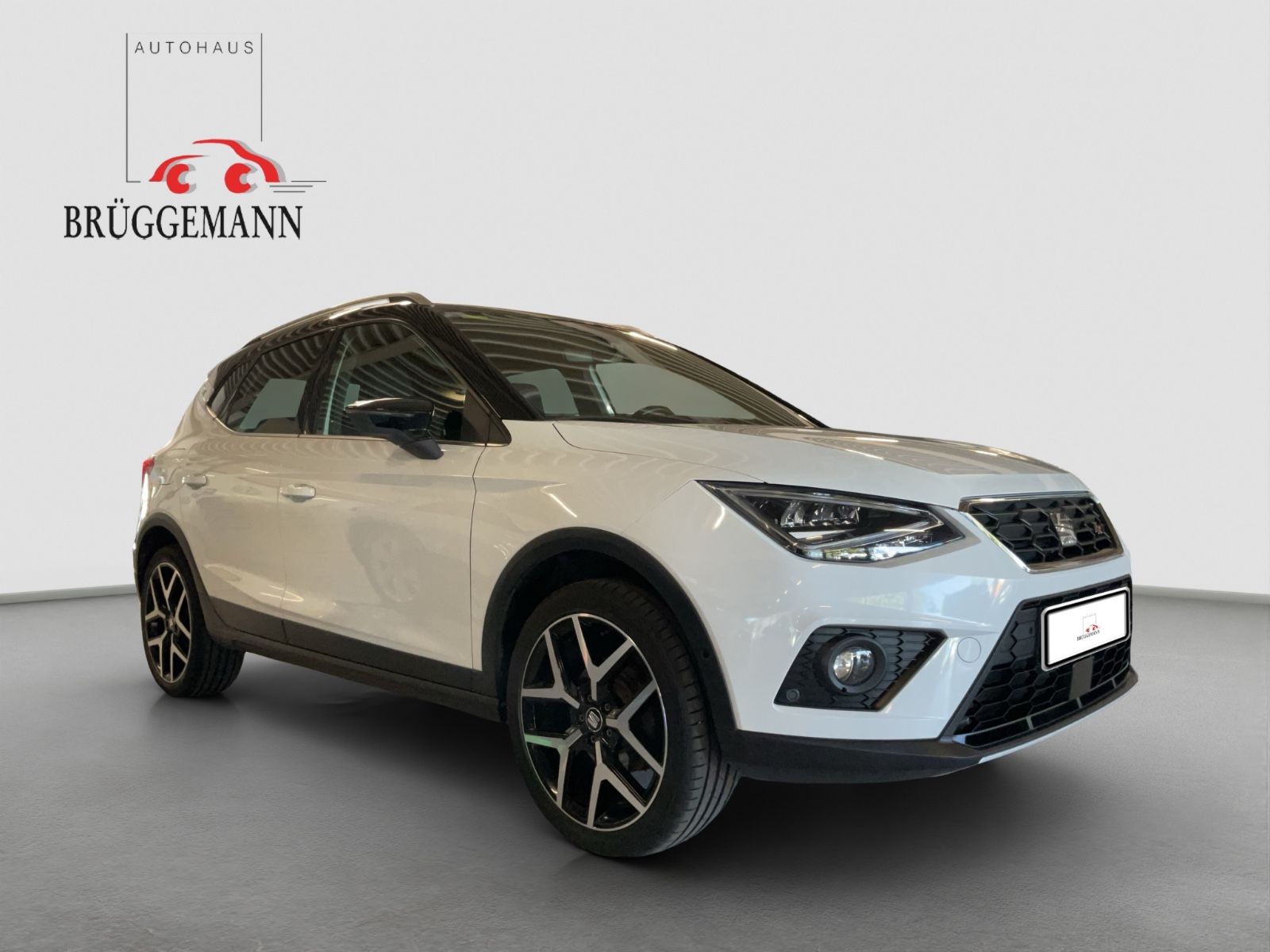 Fahrzeugabbildung SEAT Arona FR AHK, Beats, LED, Shzg, 8-Fach