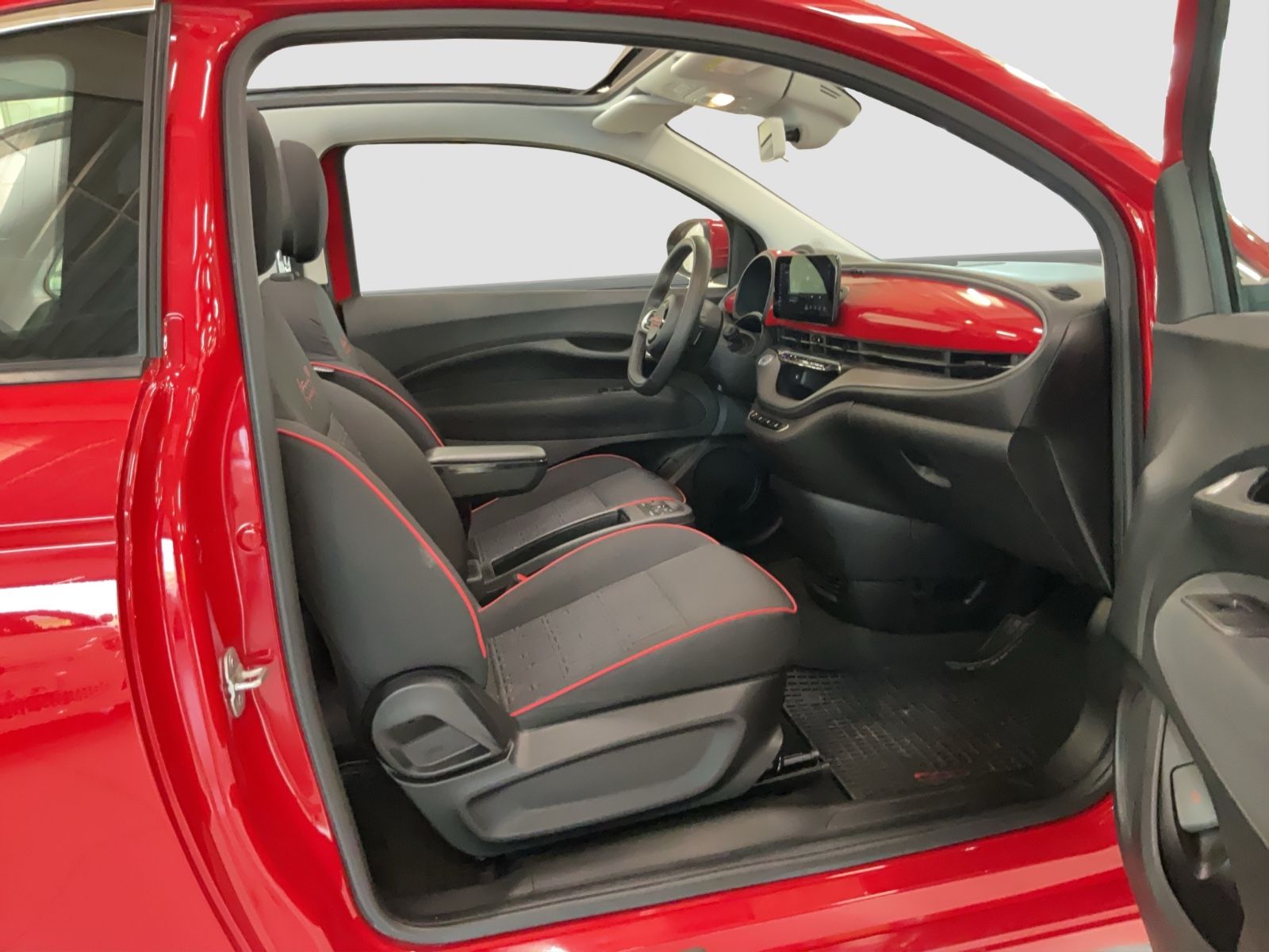 Fahrzeugabbildung Fiat 500e 42 kWh Cabrio