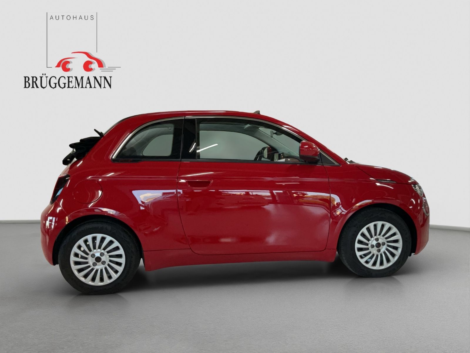 Fahrzeugabbildung Fiat 500e 42 kWh Cabrio
