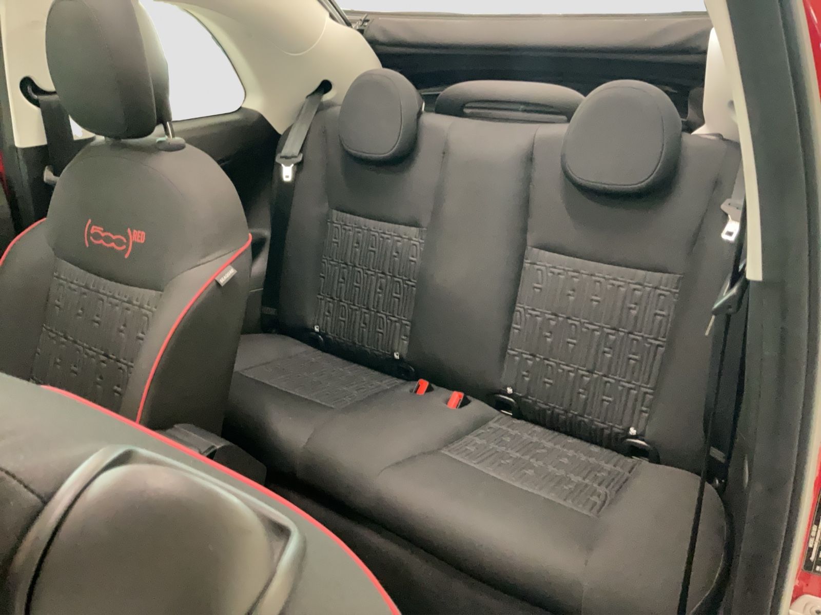 Fahrzeugabbildung Fiat 500e 42 kWh Cabrio