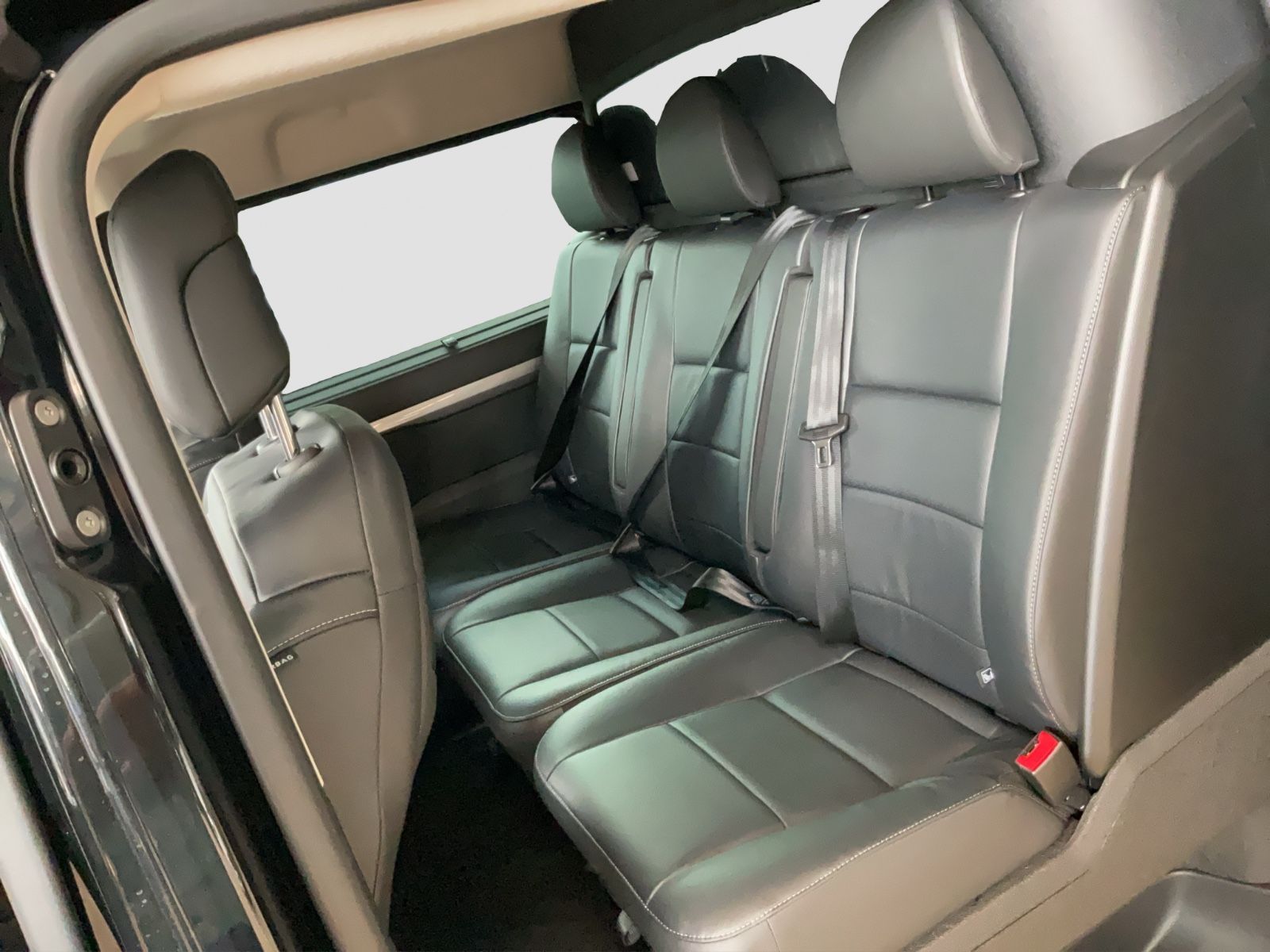Fahrzeugabbildung Fiat Scudo XL Multicab 180 PS Automatik 6-Sitzer
