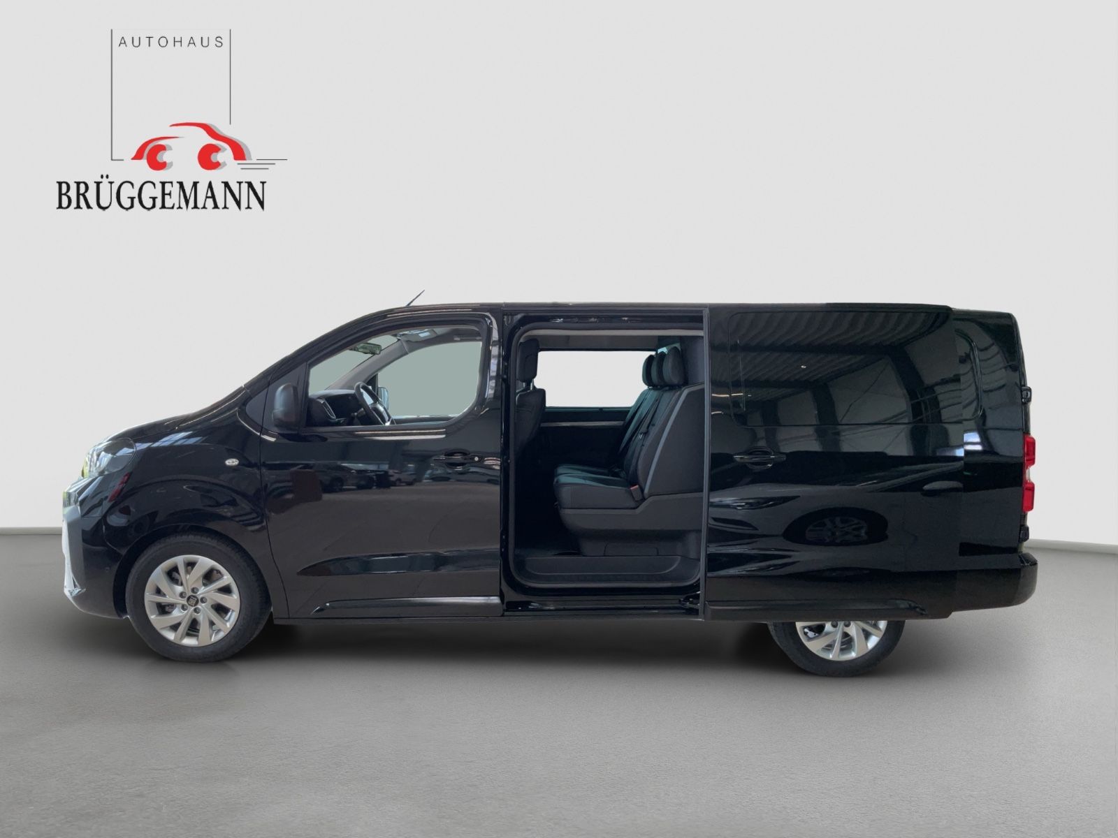Fahrzeugabbildung Fiat Scudo XL Multicab 180 PS Automatik 6-Sitzer