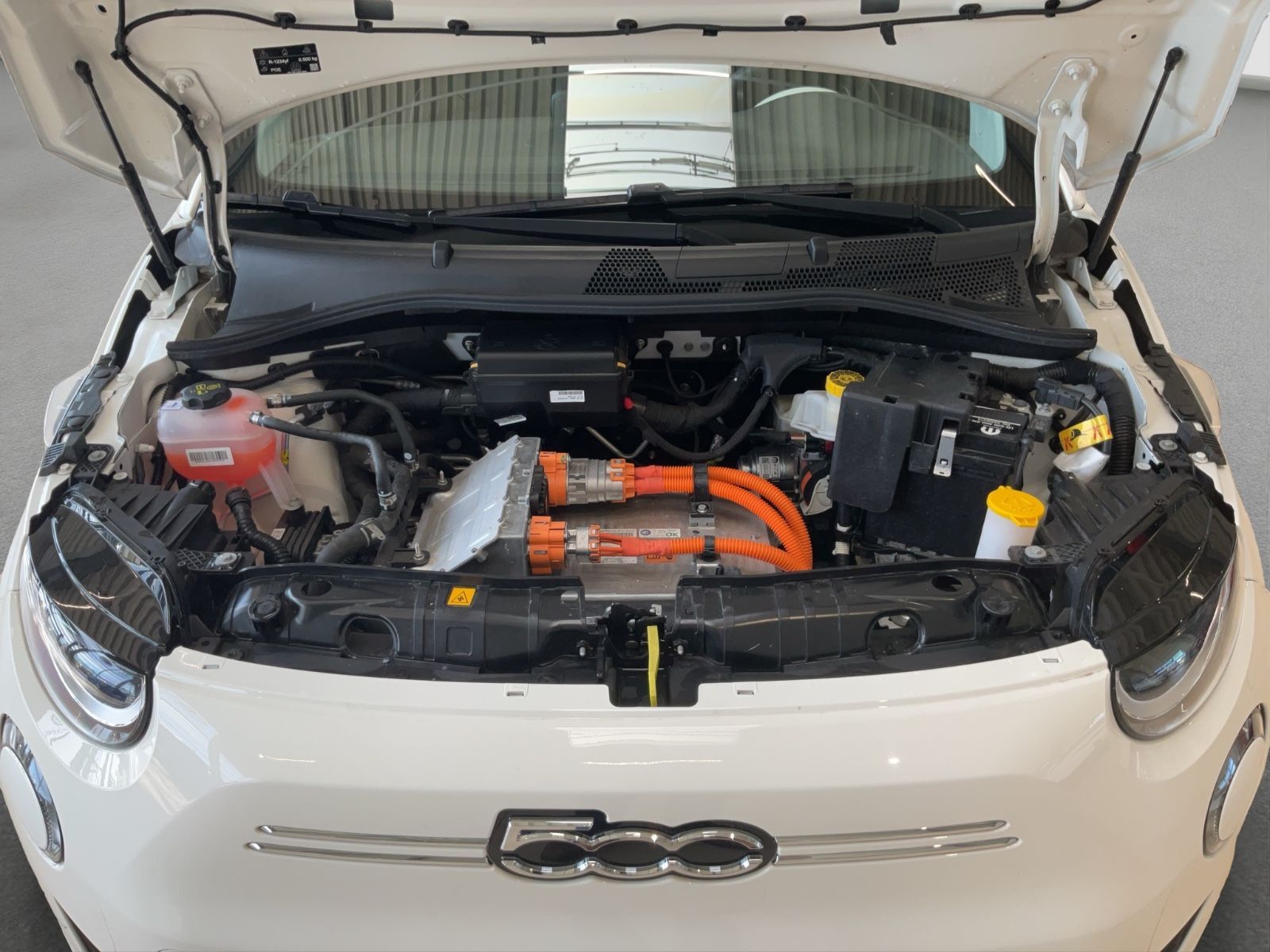 Fahrzeugabbildung Fiat 500e