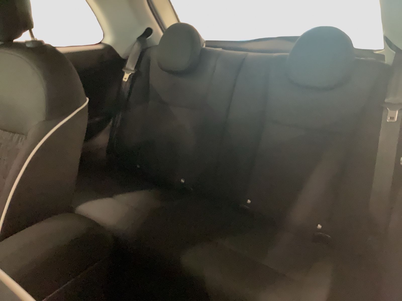 Fahrzeugabbildung Fiat 500e 42 kWh Icon + Komfort Paket
