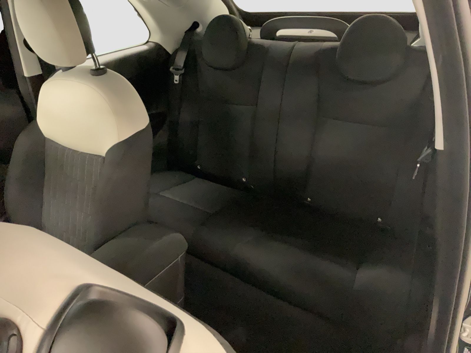 Fahrzeugabbildung Fiat 500e CABRIO 42 kWh Icon + Komfort Paket
