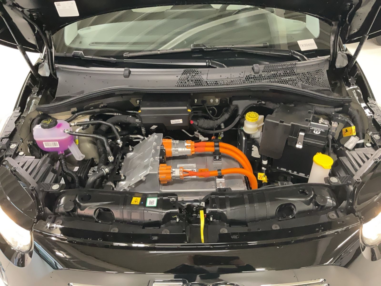 Fahrzeugabbildung Fiat 500e CABRIO 42 kWh Icon + Komfort Paket