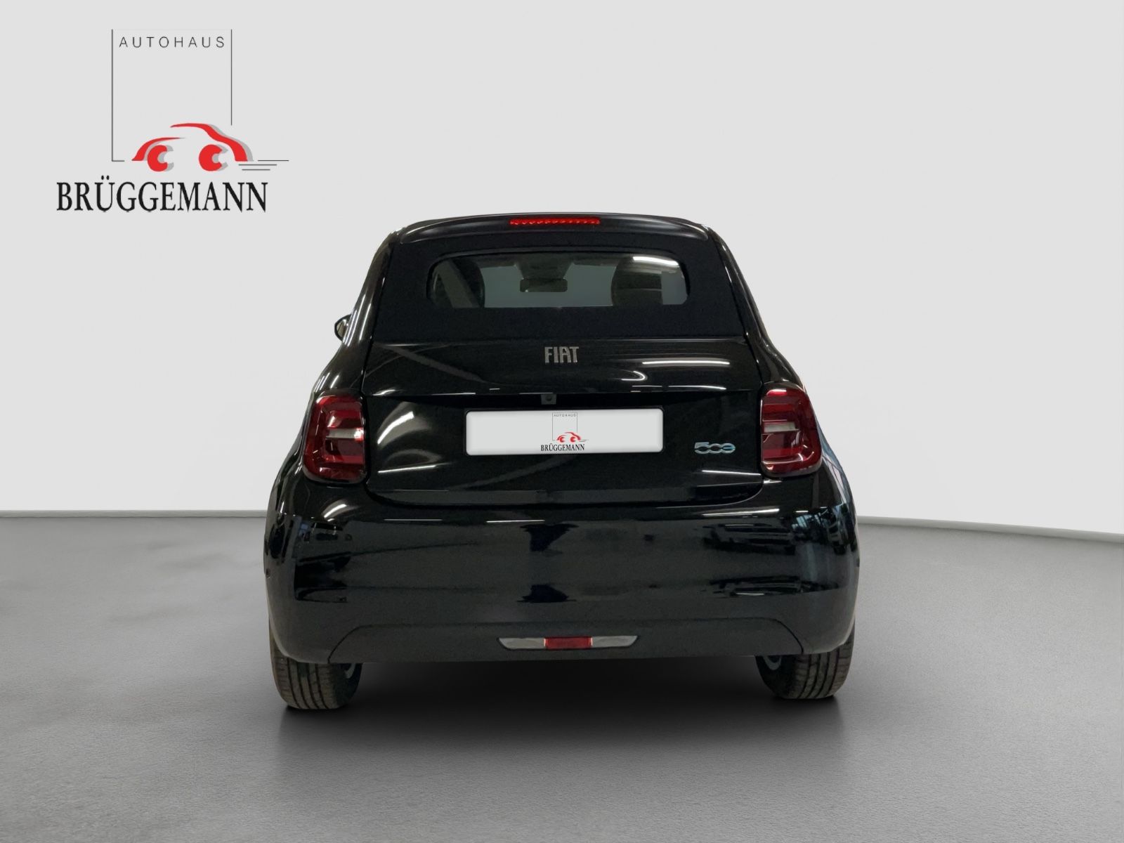 Fahrzeugabbildung Fiat 500e CABRIO 42 kWh Icon + Komfort Paket