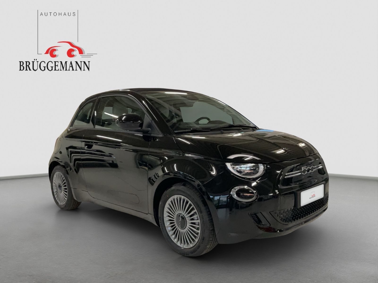 Fahrzeugabbildung Fiat 500e CABRIO 42 kWh Icon + Komfort Paket