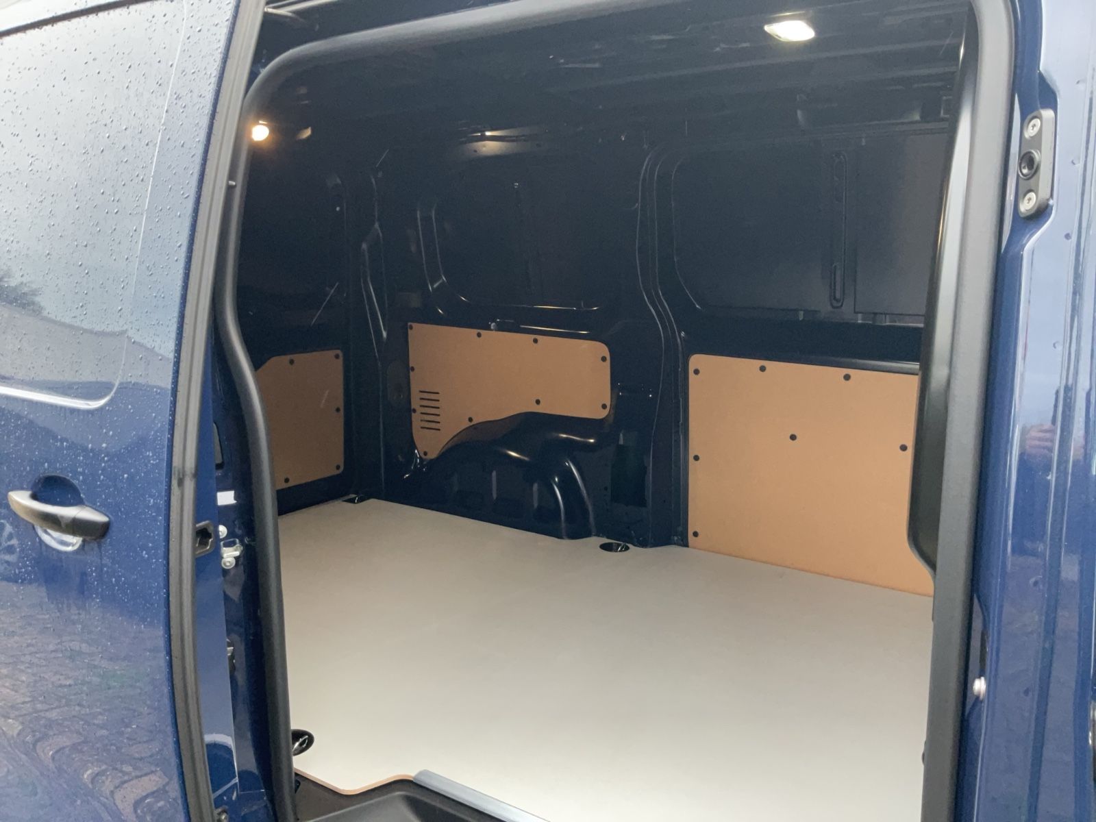 Fahrzeugabbildung Fiat Scudo M 150 PS Kamera CarPlay