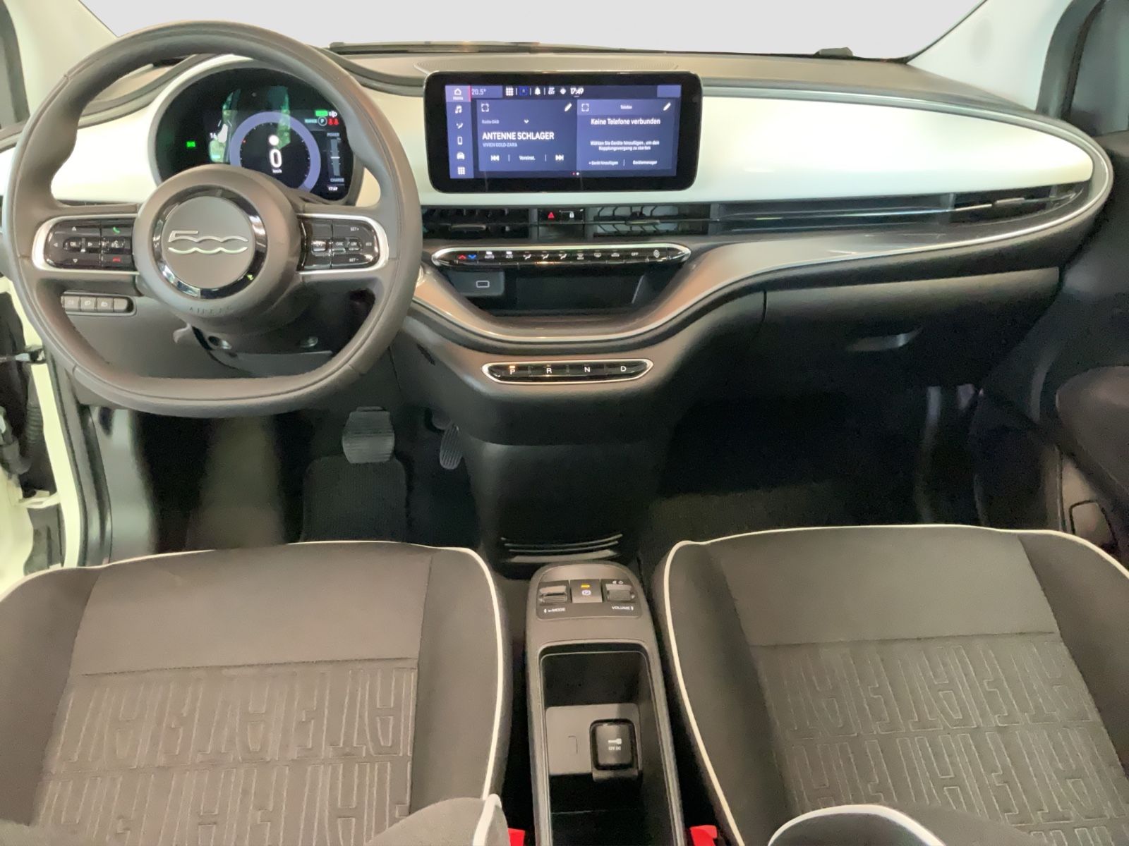 Fahrzeugabbildung Fiat 500e 42 kWh Cabrio